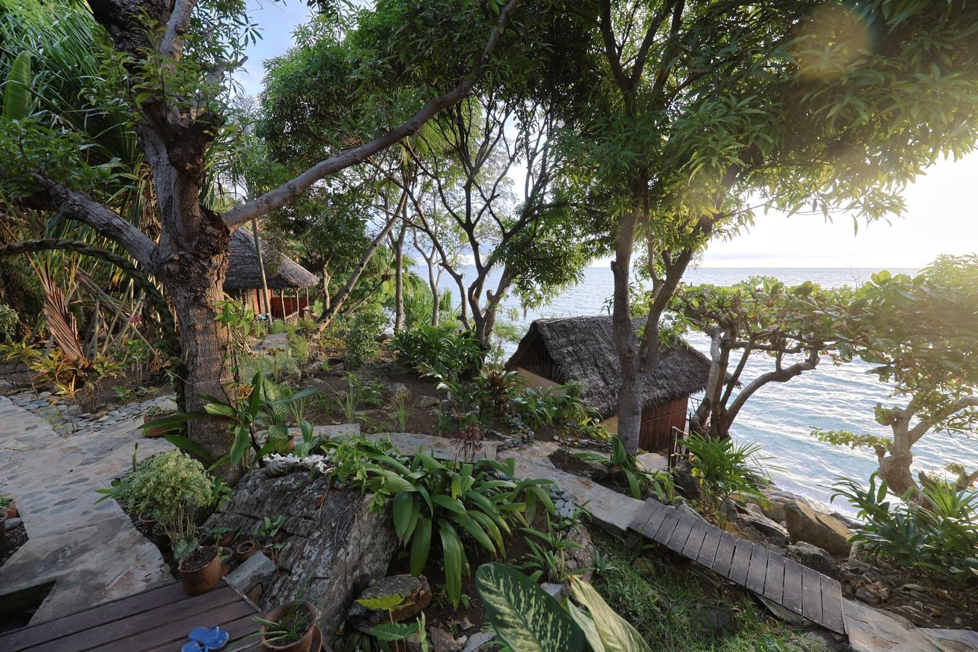 Nosy Komba Lodge Exterior photo