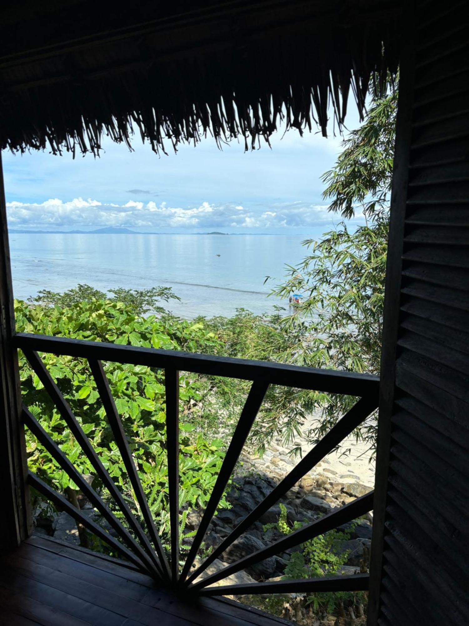 Nosy Komba Lodge Exterior photo